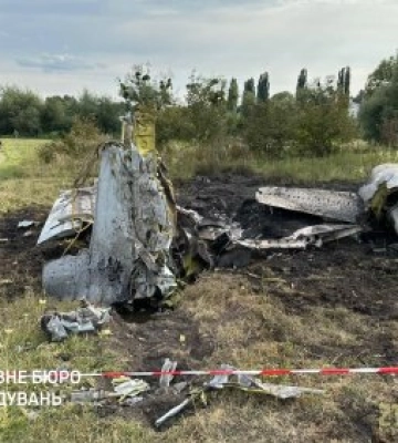 Авіакатастрофа на Житомирщині відбулася внаслідок зіткнення двох літаків при здійсненні маневру розвороту, — ДБР