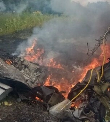 Зіткнулися під час розвороту: у ДБР озвучили всі версії авіакатастрофи на Житомирщині, в якій загинули три льотчики