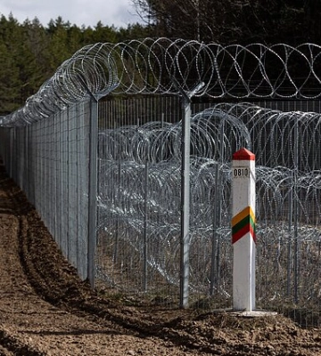 Польша и страны Балтии согласились закрыть границы с Беларусью в случае "критического инцидента"