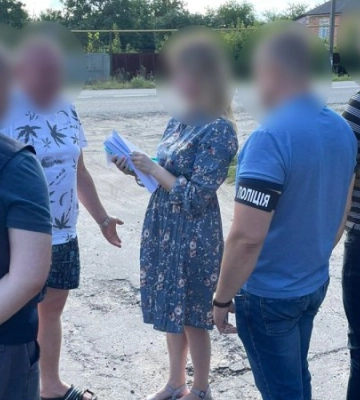 На Харківщині керівництво ТЦК виплатило 700 тис. грн фіктивному співробітнику