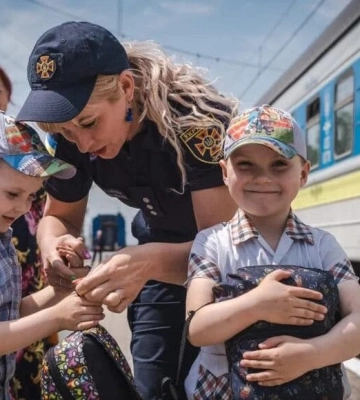 Верещук сообщила, что в Запорожье проведут обязательную эвакуацию детей из двух районов.