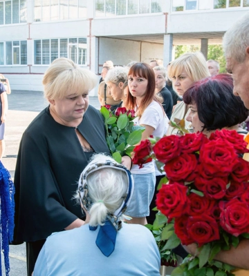 У Харківському ліцеї №73 відкрили меморіальну дошку загиблому військовому 