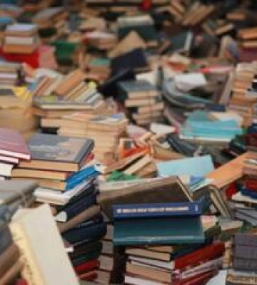 З полтавських бібліотек списали сотні російських  книг