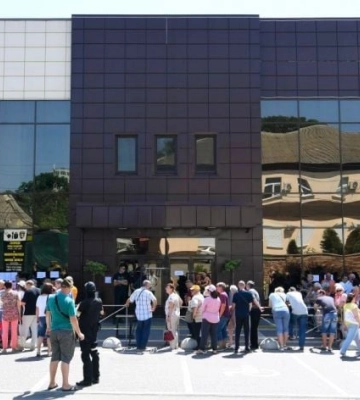 В Мелитополе оккупанты перед новым учебным годом &quot;катают пальцы&quot; даже маленьким детям