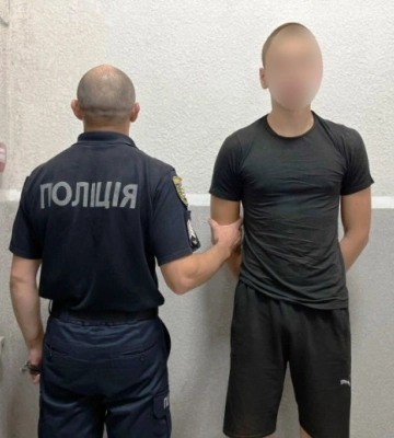У Мукачеві підліток вдарив юнака ножем