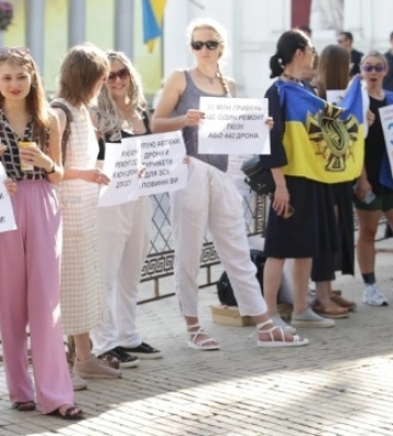 В Одесі другий день протестують проти виділення бюджетних коштів на ненагальні потреби