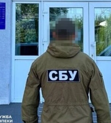 На Черниговщине разоблачили начальницу ЦПАУ одного из городских советов и ее сообщников, организовавших незаконную переправку&amp;hellip;
