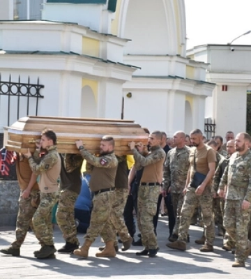 Рівненщина провела в останню земну дорогу шість Захисників