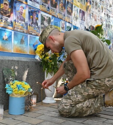 В Киеве почтили память павших защитников Украины. ВИДЕО+ФОТОрепортаж