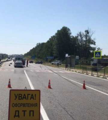 У Львівському районі водій авто збив на смерть дворічного хлопчика у візку