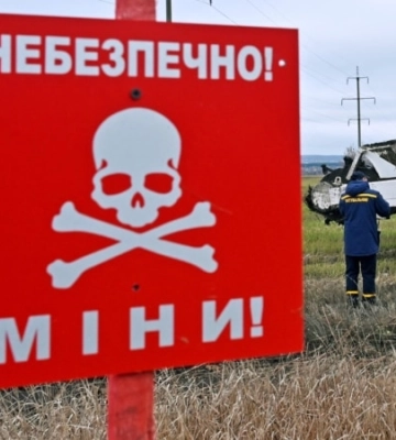 На Херсонщині трактор наїхав на російську міну, водій загинув
