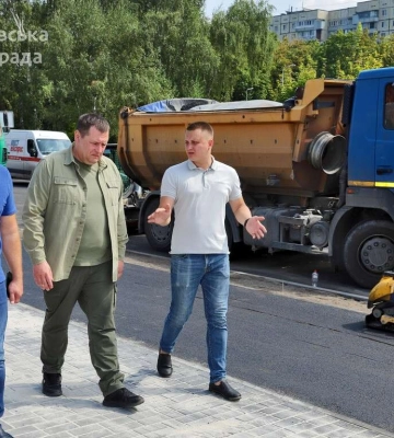 В Днепре завершают реконструкцию бульвара Славы: проделанную работу проверил Борис Филатов