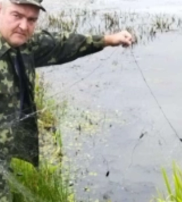 З Горині на Рівненщині дістали 180 метрів рибальських сіток