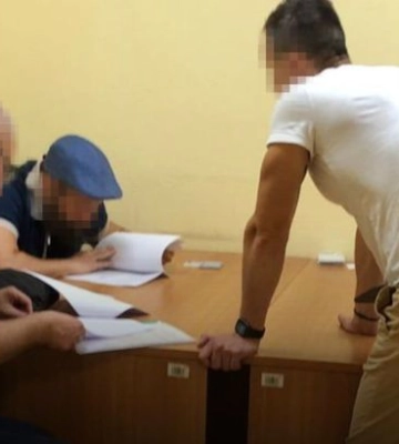 НАБУ подозревает владельцев Черноморца Кауфмана и Грановского в незаконном завладении аэропортом Одесса