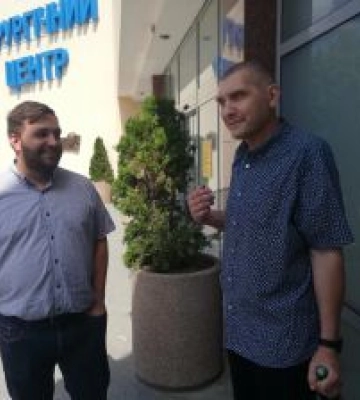 «У мене в грудях б’ється чуже серце»