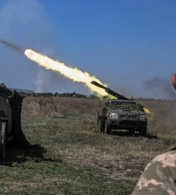 ЗСУ показали, як у районі залізничних колій Бахмута розбили групу російських загарбників