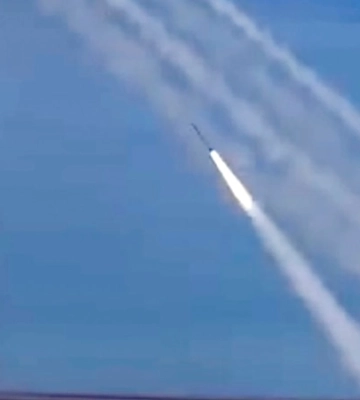 Від Пскова до окупованого Криму – вночі силам ППО РФ довелося відбивати одну з найбільших атак БПЛА