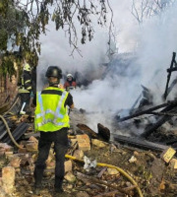 На Київщині внаслідок падіння уламків постраждали три людини, пошкоджено будинки
