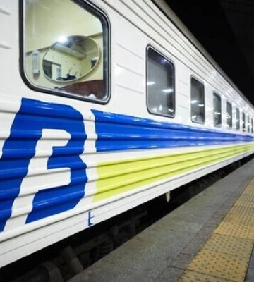 Три потяги затримуються у зв’язку з ліквідацією наслідків атаки Житомирщини російськими дронами, - &quot;Укрзалізниця&quot;