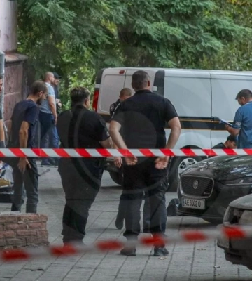 В Днепре на глазах у детей полицейский тремя выстрелами убил безоружного гражданского