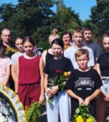 У селі на Волині вшанували пам&#039;ять захисників, які віддали життя за незалежну Україну