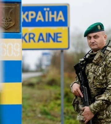 Ухилянти влаштували &quot;голлівудські&quot; перегони на кордоні. ВIДЕО