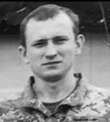 На Львівщині прощаються із двома захисниками: що про них відомо