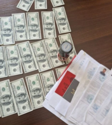 Погорел на взятке в $3 000 за снятие с военного учета: в Киеве будут судить главу одной из ВВК