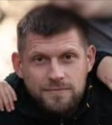 Трагедія в Дніпрі: що відомо загиблого та поліцейського, який у нього стріляв