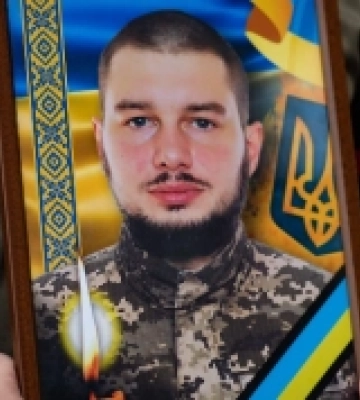Максима Плешу провели в останню земну дорогу в Ужгороді