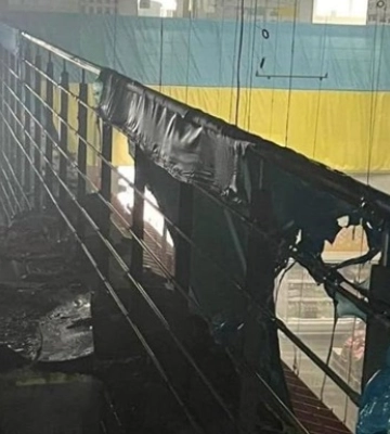 Попадание в &quot;Ашан&quot; в Киеве: появилось видео момента удара