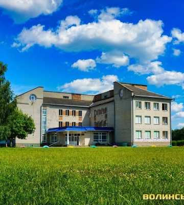 Скільки закладів освіти на Волині рекомендовано для навчального процесу