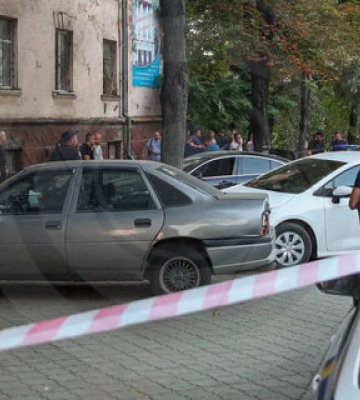 Патрульная полиция обнародовала видео инцидента в Днепре, в результате чего был застрелен человек. ВИДЕО