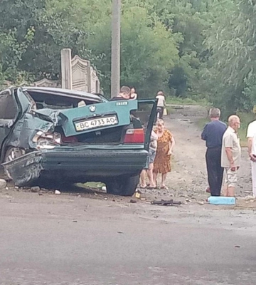 Перетнув подвійну суцільну: у Луцьку вночі зловили п&#039;яного водія (відео)