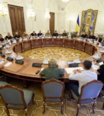 Зеленський: Щодо осіб, які виїхали за кордон на основі сфальшованих рішень ВЛК, будуть “висновки”