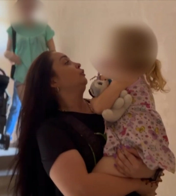 Поліцейська спецоперація на Одещині: звільнили двох жінок та маленьку дівчинку, яких взяв у заручники батько дитини