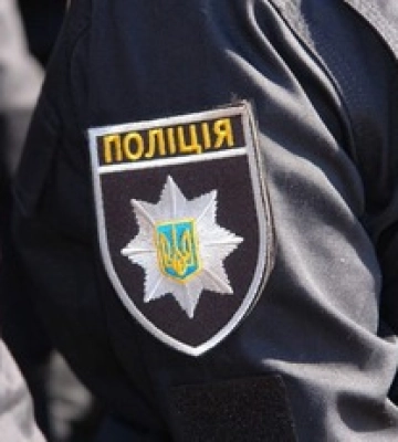 Чи мав право поліцейський в Дніпрі застосовувати зброю? Пояснення адвоката