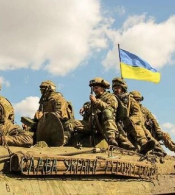 За останню добу на південному напрямку росіяни втратили 238 солдатів та 23 одиниці техніки, знищено 2 склади, - Тарнавський