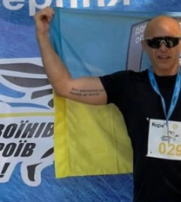 Поліцейські Львівщини взяли участь у патріотичному забігу «Шаную Воїнів, біжу за Героїв України»