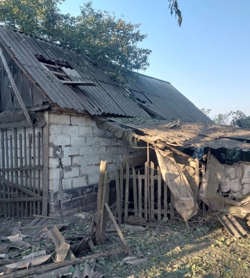 На Дніпропетровщині російськими обстрілами пошкоджено будинки та лінію електропередач - ОВА