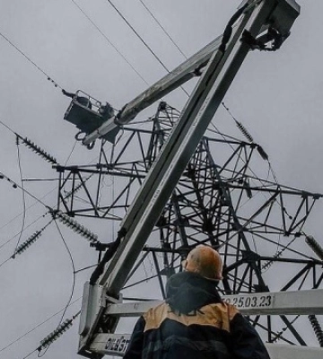 На Хмельниччині через негоду частково знеструмлені 47 населених пунктів