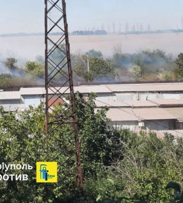Партизаны подожгли базу врага в оккупированном Мариуполе