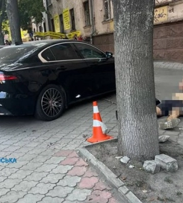 Патрульному в Дніпрі, який застрелив чоловіка, сьогодні оберуть запобіжний захід