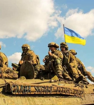 Украина продвигается на поле боя и повышает стоимость войны для РФ - СМИ