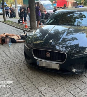 Стрілянина в Дніпрі: поліція відкрила справу про посягання на життя патрульних