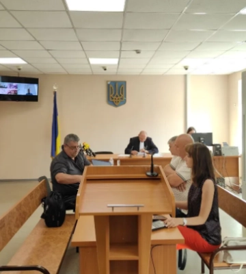 Суд обирає запобіжний захід патрульному, який застрелив чоловіка у Дніпрі, відео