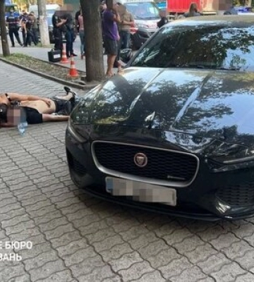 Стрельба в Днепре: суд отправил патрульного под круглосуточный домашний арест