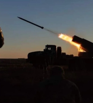 Нова далекобійна зброя та запобіжний захід патрульному в Дніпрі. Головне за день