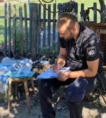На Одещині 22-річний чоловік погрожував односельчанину гранатою, - ФОТО, ВІДЕО