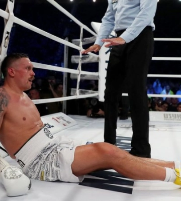 «У мене немає сумнівів»: одіозний український боксер заявив, що Усика врятували від поразки в бою з Дюбуа